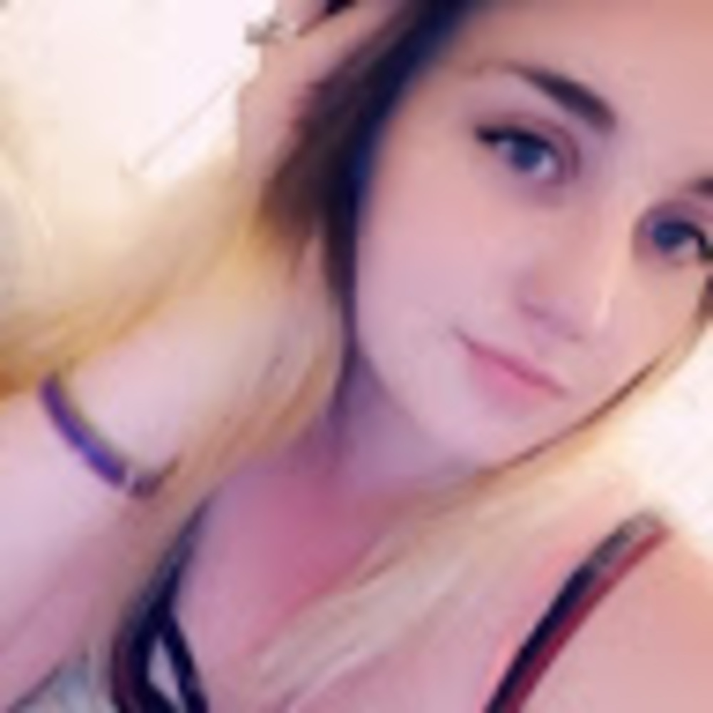 Meet your Posher, Cassie